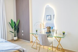 Apartamento Deluxe | 1 dormitorio, decoración individual, tabla de planchar con plancha