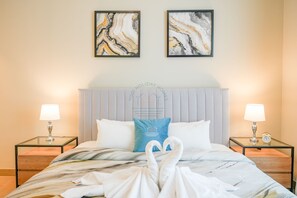 Deluxe Apartment | 1 bedroom, individually decorated, iron/ironing board, free WiFi
