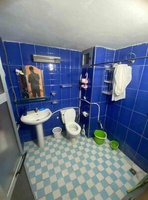 Bathroom - Appart Familial (Errachidia)