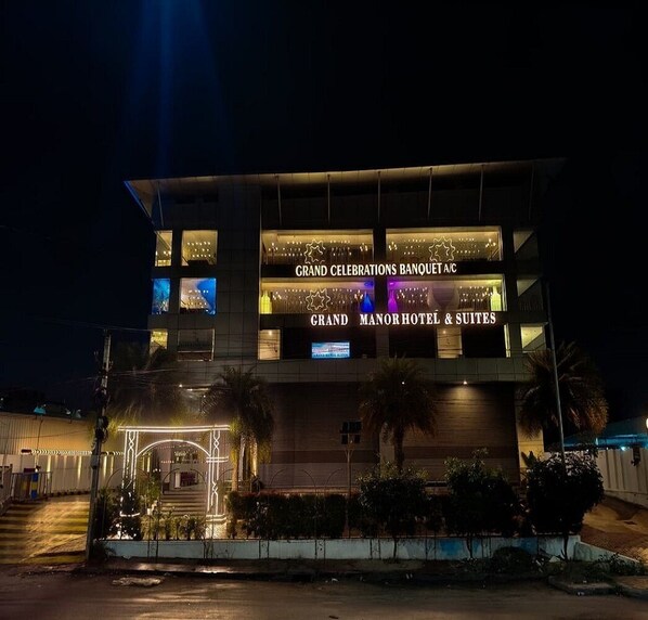 บริเวณภายนอก