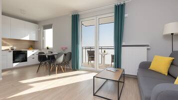 Studio, Balcony | Private kitchen | Dishwasher, cookware/dishes/utensils