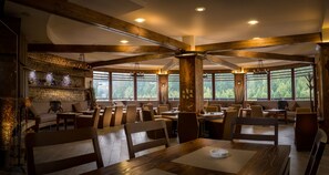 Bar (on property) - Hotel Bjelasnica (Bjelasnica)