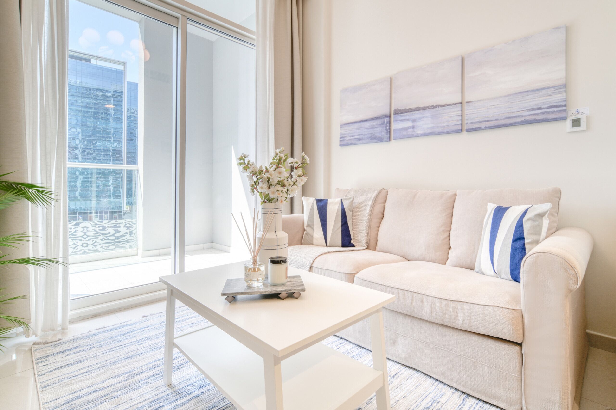 Contemporary 1br At Vera Tower Business Bay By Deluxe Holiday Homes - Dubai