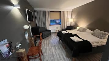 1 chambre, fer et planche Ă repasser, Wi-Fi, draps fournis
