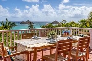 Outdoor dining - Koohoo Place - Lanikai, Oahu. From here, you can see forever!  NEW LISTING. (Kailua)