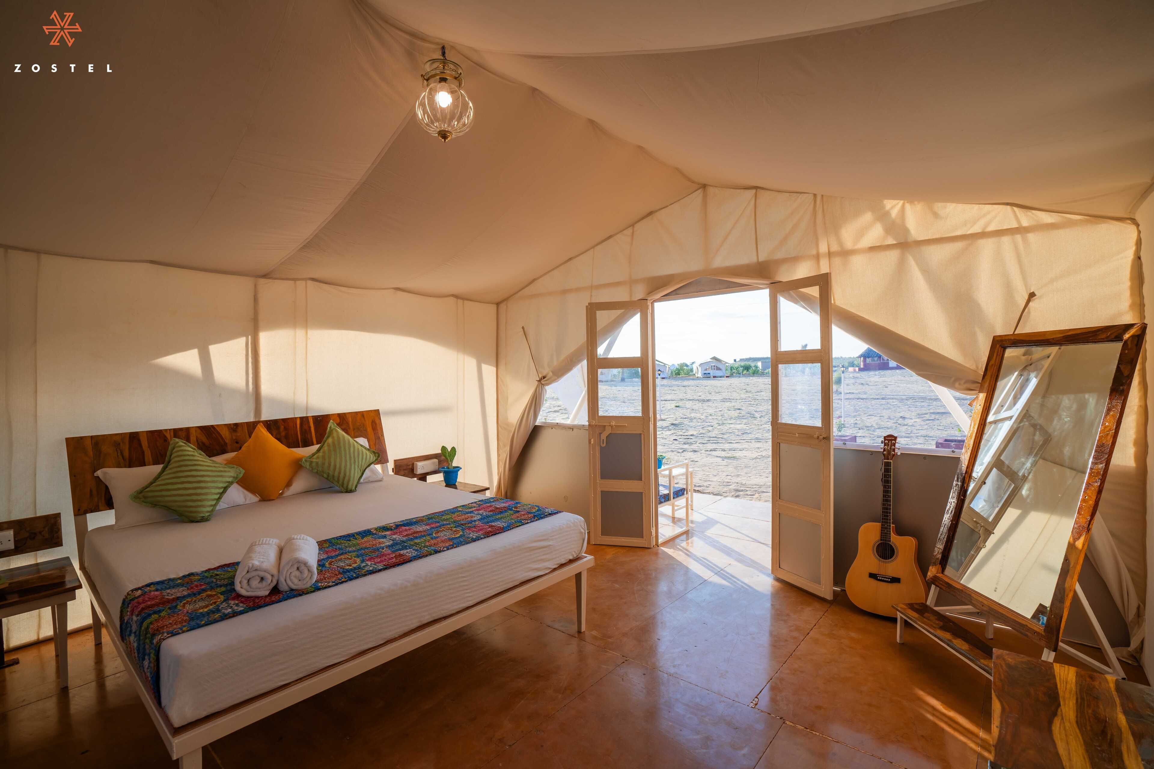 Standard Tent with a porch (non-AC) | WiFi (無料)