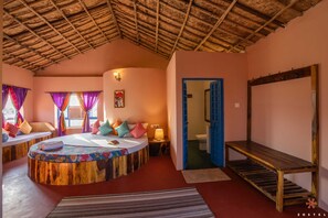 Deluxe Mudhouse Cottage with a porch | Free WiFi - Zostel Sam Desert (Jaisalmer) (Jaisalmer)