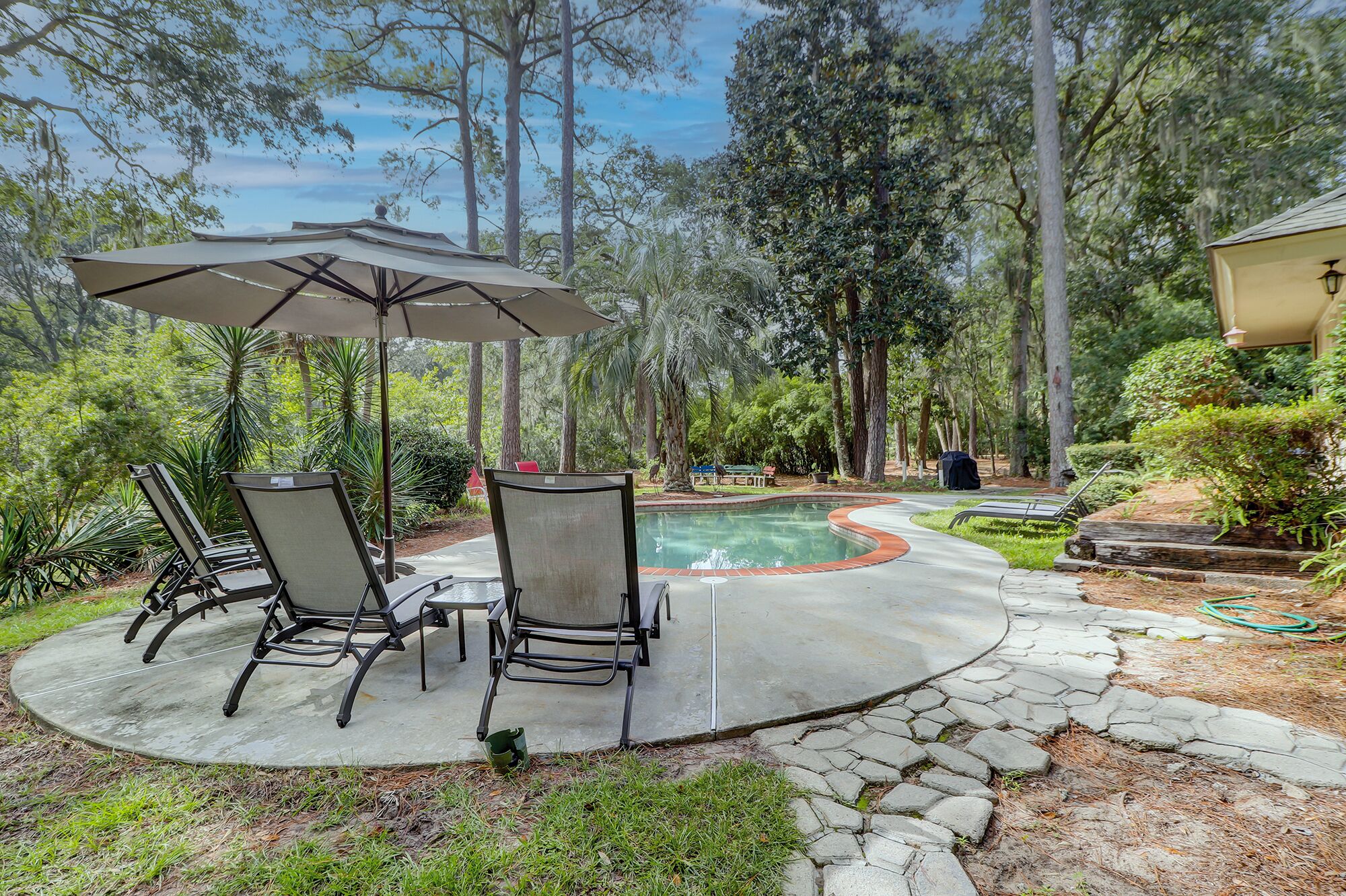 4 bed/3 bath home in Shipyard with peaceful lagoon view and private pool