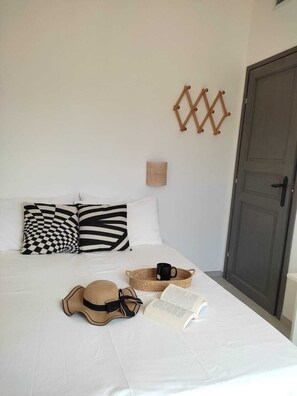 5 chambres, fer et planche à repasser, lit parapluie, Wi-Fi gratuit