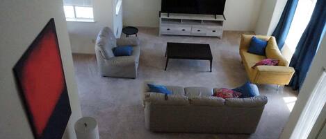 Smart TV, table tennis