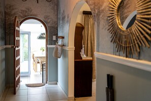 Premium House | Living area - 22 Bergview Rd (Hilton)