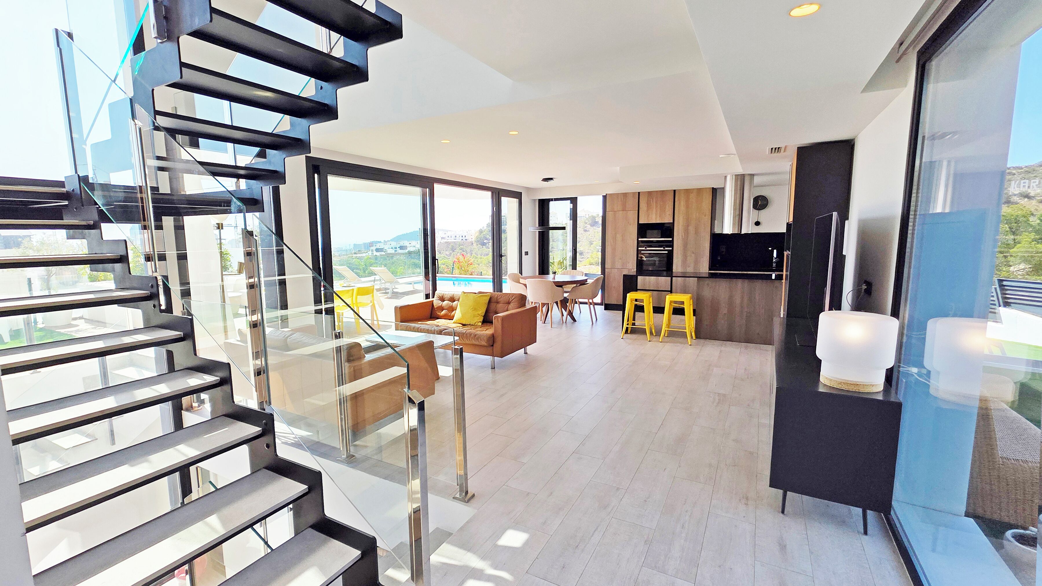 Villa exclusiva, 3 habitaciones, piscina privada, vistas al mar | Ropa de cama de alta calidad, cortinas opacas, sistema de insonorización