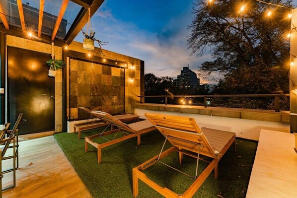 Terrace/patio - Urban Pad, PH w/Private Rooftop, Walk Everywhere (Ciudad de México)