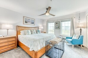 2 bedrooms, desk, iron/ironing board, travel crib - Pool, Ocean View, Beach Access (Shenanigans) (Westport)