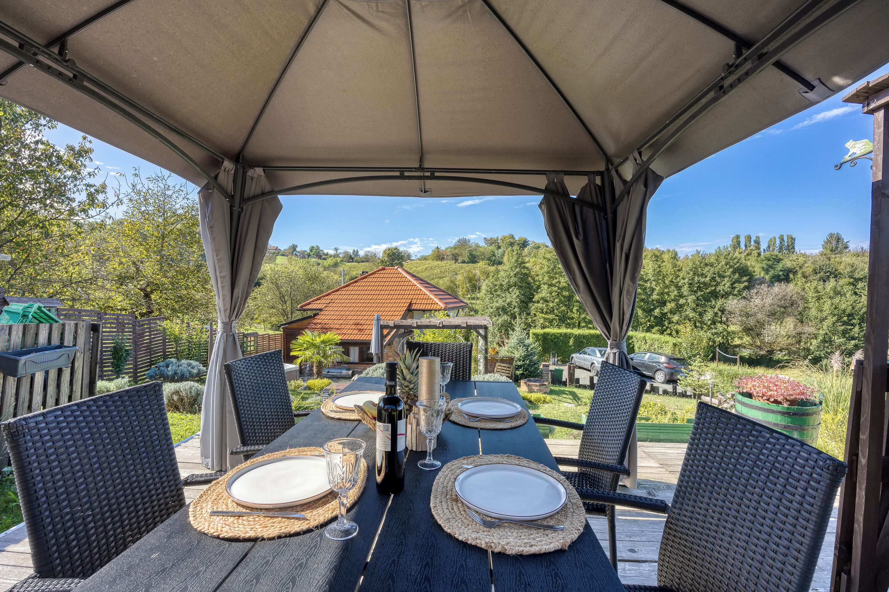 Family House, Multiple Bedrooms, Mountainside (Romantic Haven with Hot Tub) | Outdoor dining