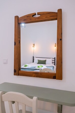 3 bedrooms, WiFi, bed sheets - Bem-vindo ao Porto Seguro, um local que será o seu refúgio nestes dias. (Arrifes)