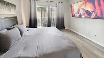 Stadtwohnung, 3 Schlafzimmer | 3 Schlafzimmer, Schreibtisch, laptopgeeigneter Arbeitsplatz