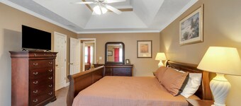 Atlanta Retreat W/ 2-car Garage, Fenced Yard 6 Bedroom Home by RedAwning