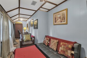 Apartamento, 4 habitaciones | Interior