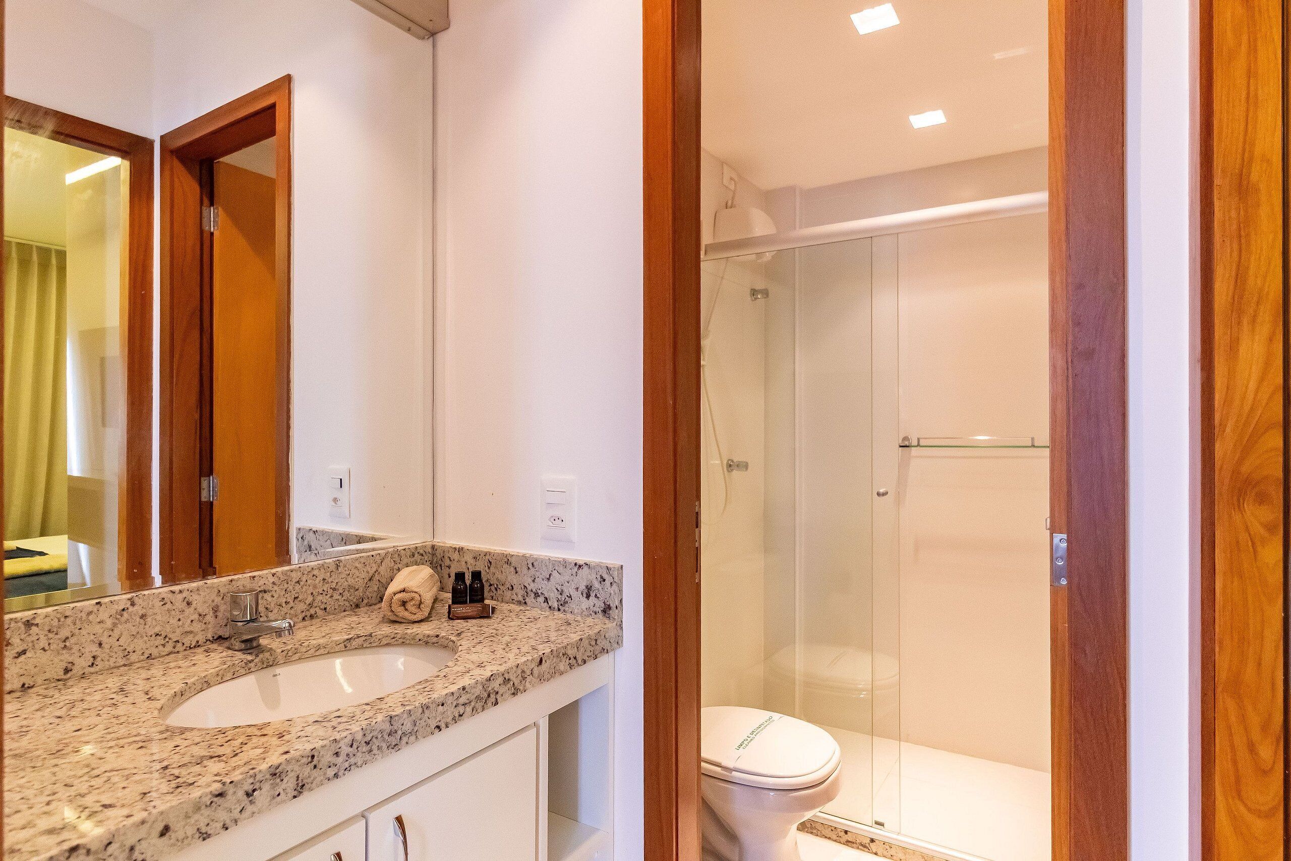 Apartment | Bathroom