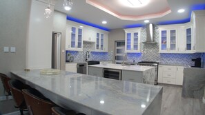 Fridge, microwave, oven, stovetop - Pristine Modern 3-Bedroom Villa with Beautiful Outdoor Entertainment Area (Saint David)