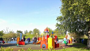 Apartment | Children's area - Stunning 2-bed Apartment in Carlow Town (Carlow)