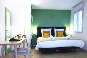 LAGON | 7 Schlafzimmer, Allergikerbettwaren, Betten mit Memory-Foam-Matratzen