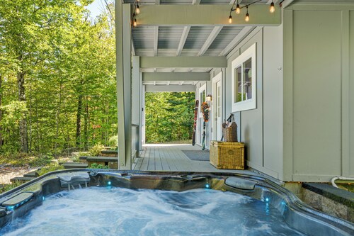 Tanglewood Retreat - Hot Tub - Fire Pit - Mountain View