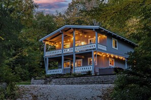 Exterior - Tanglewood Retreat - Hot Tub - Fire Pit - Mountain View (Killington)