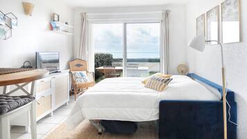 1 chambre, fer et planche à repasser, Wi-Fi gratuit, draps fournis