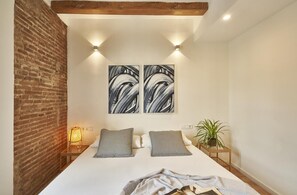 2 chambres, fer et planche à repasser, accès au Wi-Fi (inclus)