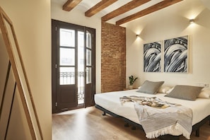 2 makuuhuonetta, silitysrauta/-lauta, ilmainen Wi-Fi, vuodevaatteet