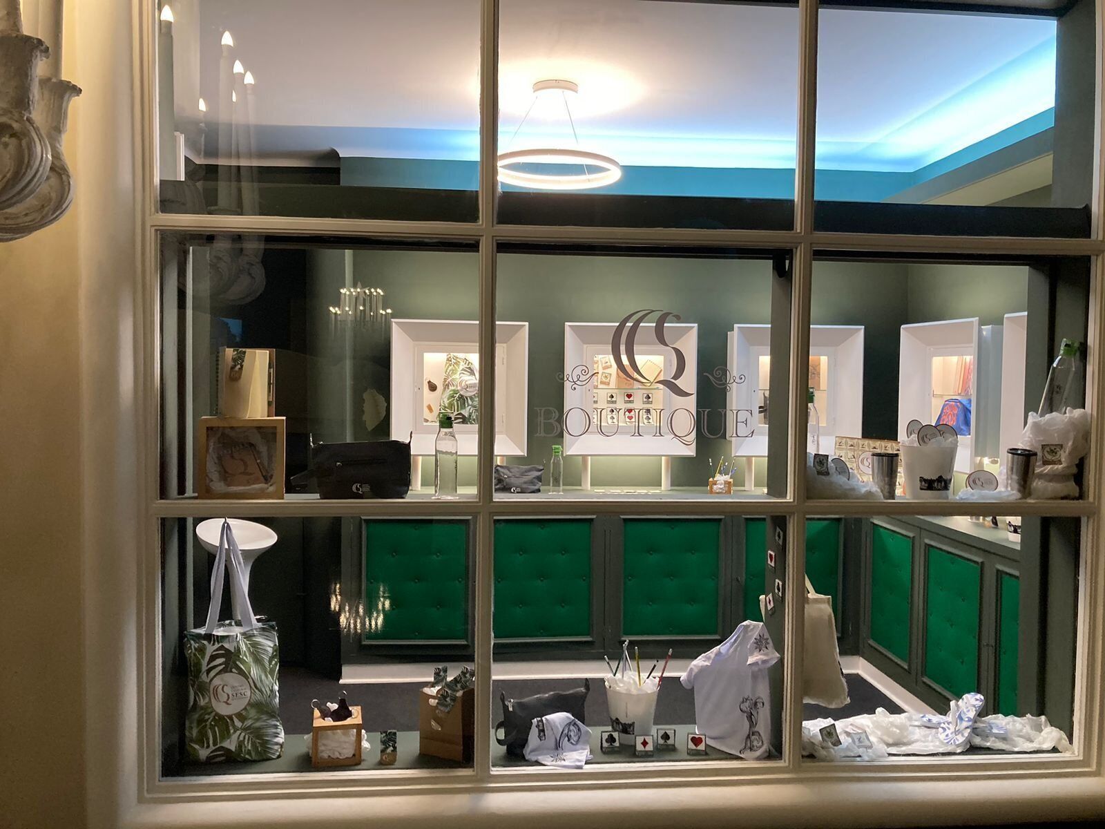 Cookware/dishes/utensils