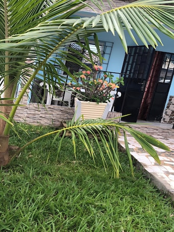 Terraza o patio. Faith and Grace Guest House