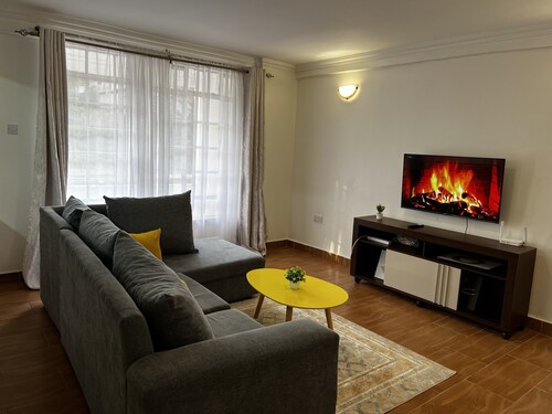 Executive & Cozy 2 Bedroom Bnb in Thika Town near Paleo Hotel and Nightfall Park