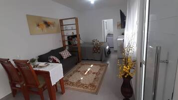 1 quarto, ferros/tábuas de passar roupa, Wi-Fi, roupa de cama