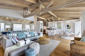 TV - Clifton YOLO Spaces - Clifton Sea View Penthouse (Cape Town)