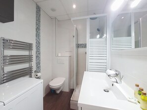 Shower, hair dryer - N&J - DOLCE VITA STUDIO - Hyper center - Balcony (Niza)