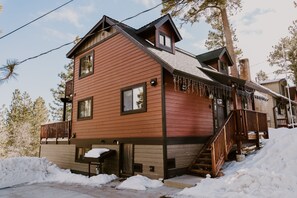 Exterior - Walk to Village! Hot Tub, Sauna, Game Room, Snow Summit (Big Bear Lake)