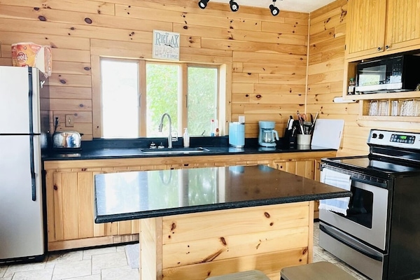 Kitchen with Island