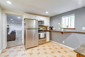 Interior - 9 Mi to Dtwn Denver: Aurora Vacation Rental (Aurora)