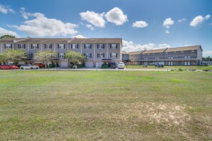 Apartment (2 Bedrooms) | Interior - D'iberville Delight ~ 2 Mi From Beach & Casinos! (D'Iberville)