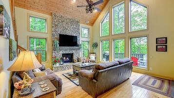 House (2 Bedrooms) | Interior