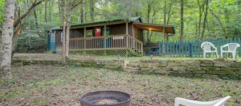 Briceville Cabin w/ River Access & Mountain Views!