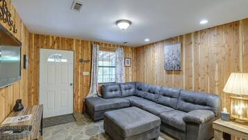 Rumah (1 Bedroom) | Interior