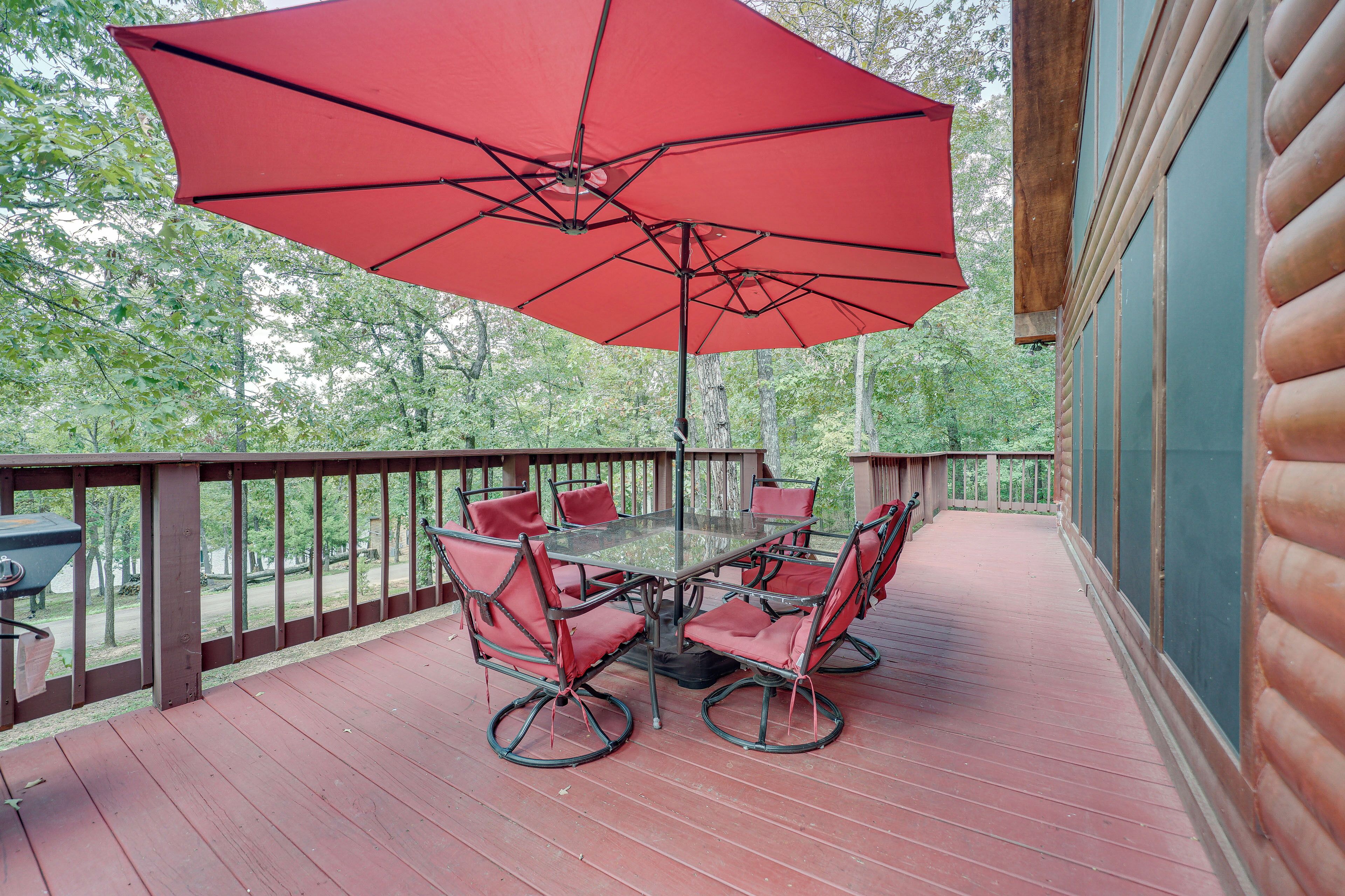 House (5 Bedrooms) | Interior