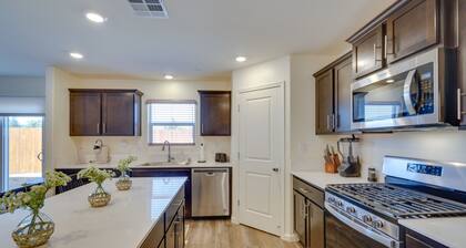 Riverbank Vacation Rental ~ 10 Mi to Modesto!