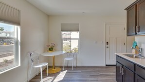 Private kitchen - Cozy Riverbank Studio ~ 10 Mi to Modesto! (Oakdale)