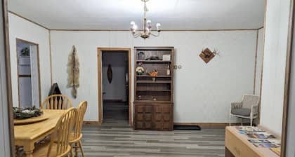 3-bedroom apartment just 10 minutes from Ottawa National Forest