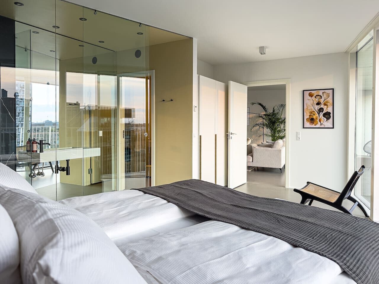 3 Schlafzimmer, Schreibtisch, Bügeleisen/Bügelbrett, Reisekinderbett